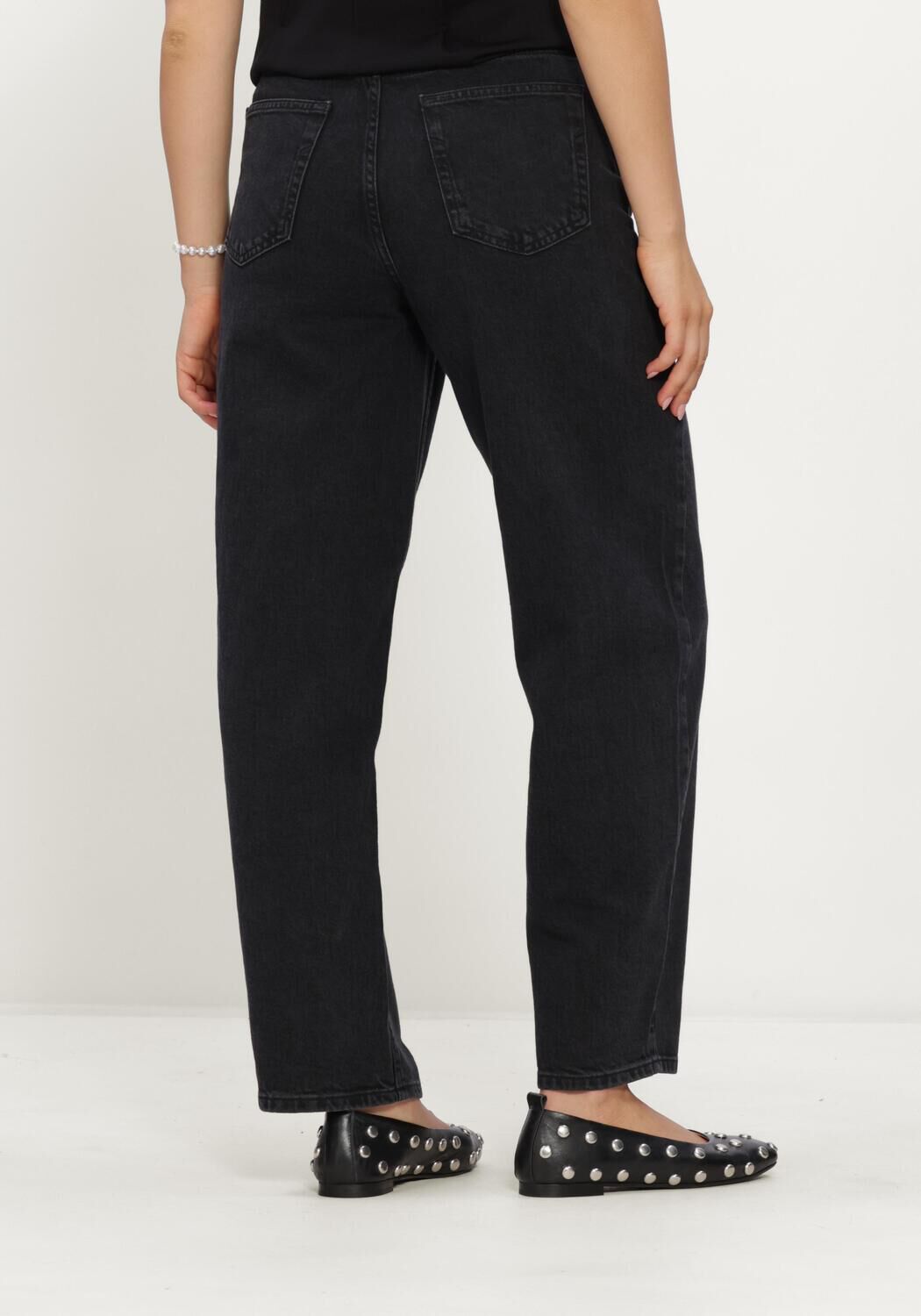 Schwarze SELECTED WOMEN Straight leg jeans SLWBARREL BEA-KORI HW JEANS - large