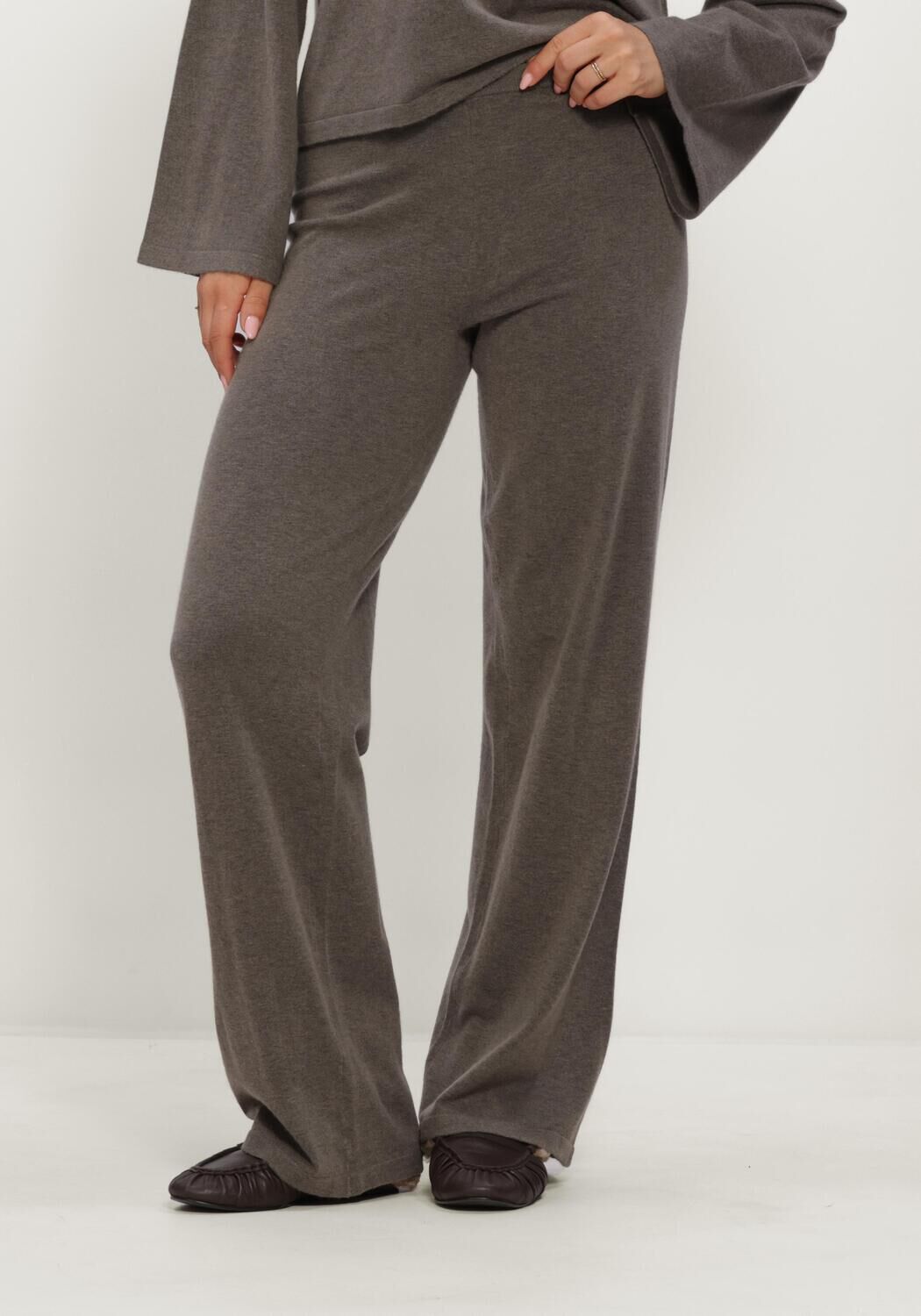 Taupe BOII STUDIOS Weite Hose GEIFA - large