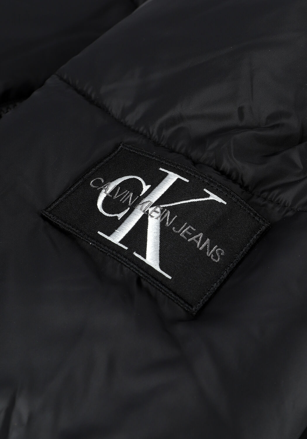 Schwarze CALVIN KLEIN Wattierte Jack ESSENTIALS NON DOWN JACKET - large