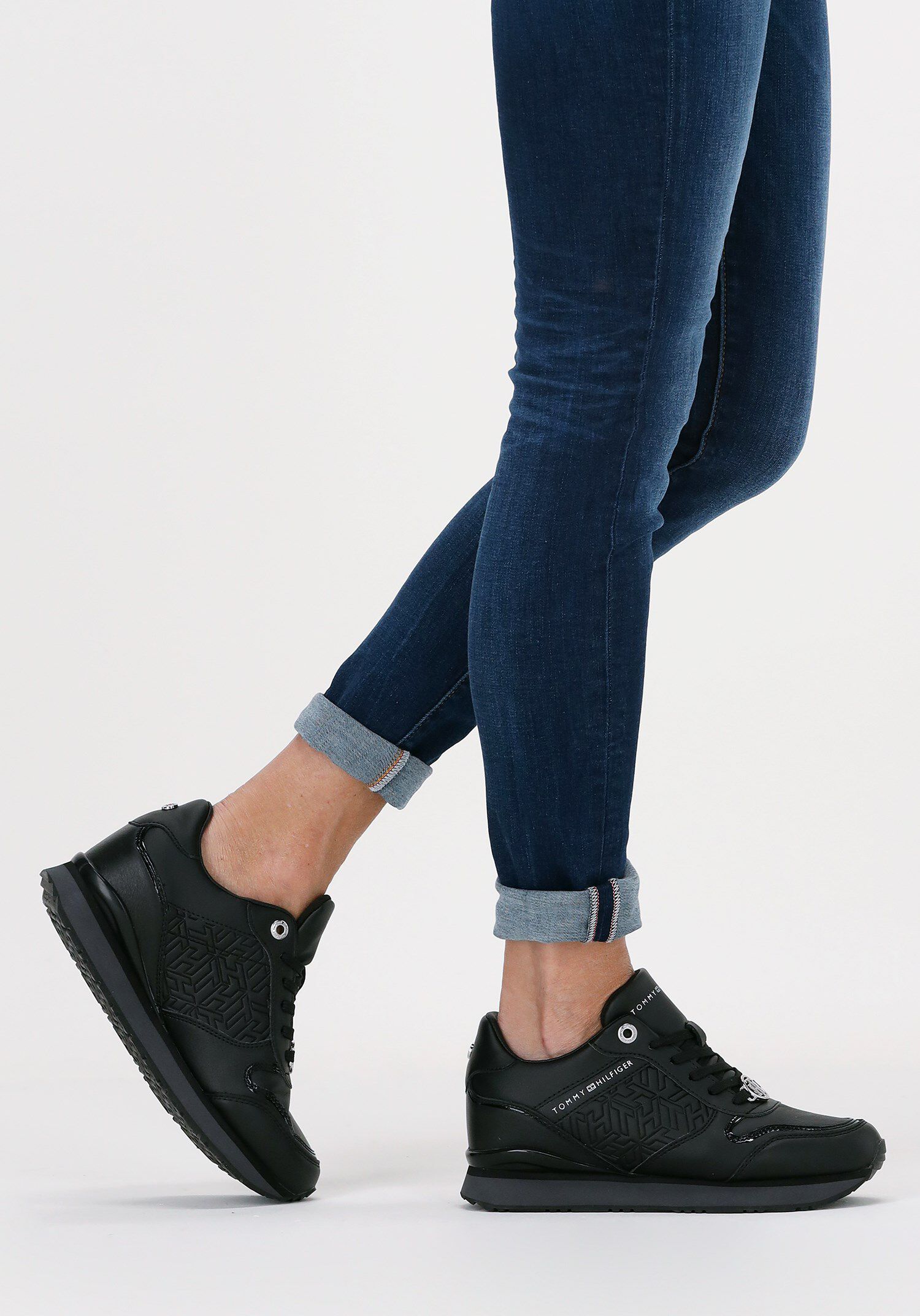 تلطيخ يبني دش tommy hilfiger schoenen dames zwart -  clubhouseatspringvalley.com