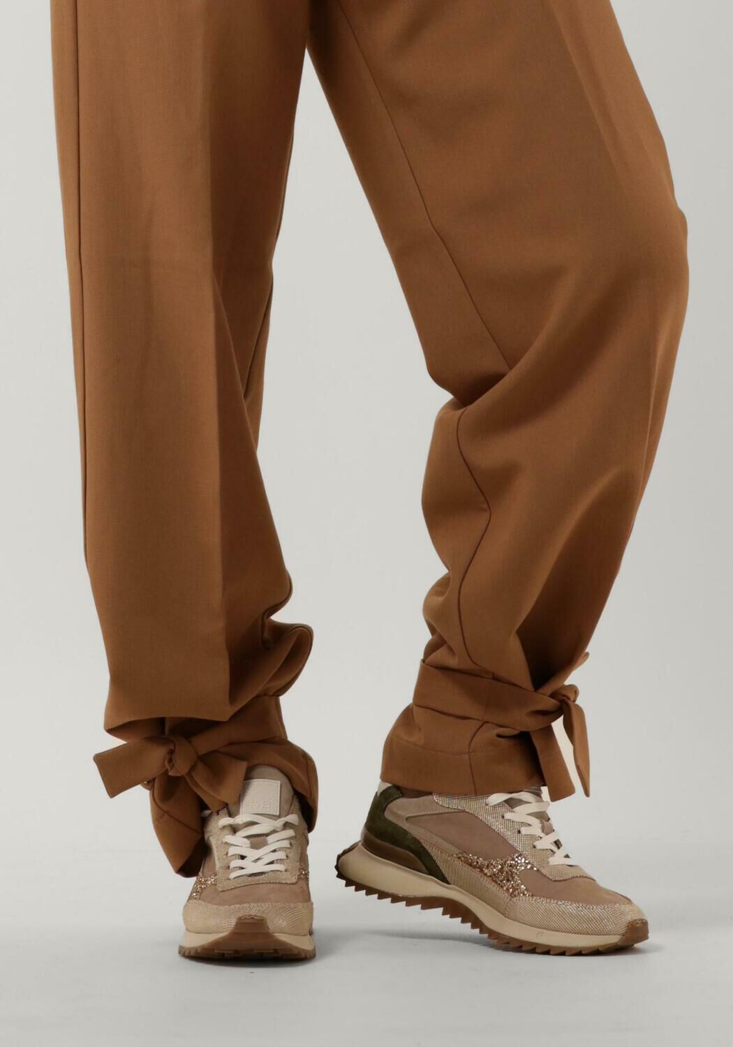 Taupe FLORIS VAN BOMMEL Sneaker low SFW-10074 - large