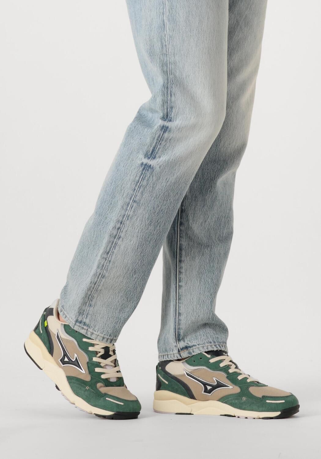 Gr&uuml;ne MIZUNO Sneaker Low SKY MEDAL BETA - large