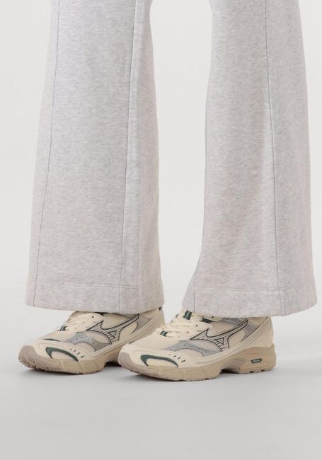 Weiße MIZUNO Sneaker Low MXR DAMES - large