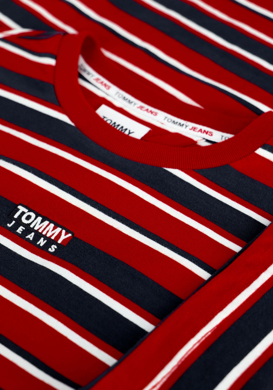 Rote TOMMY JEANS T-shirt TJM CENTRE GRAPHIC STRIPE TEE - large