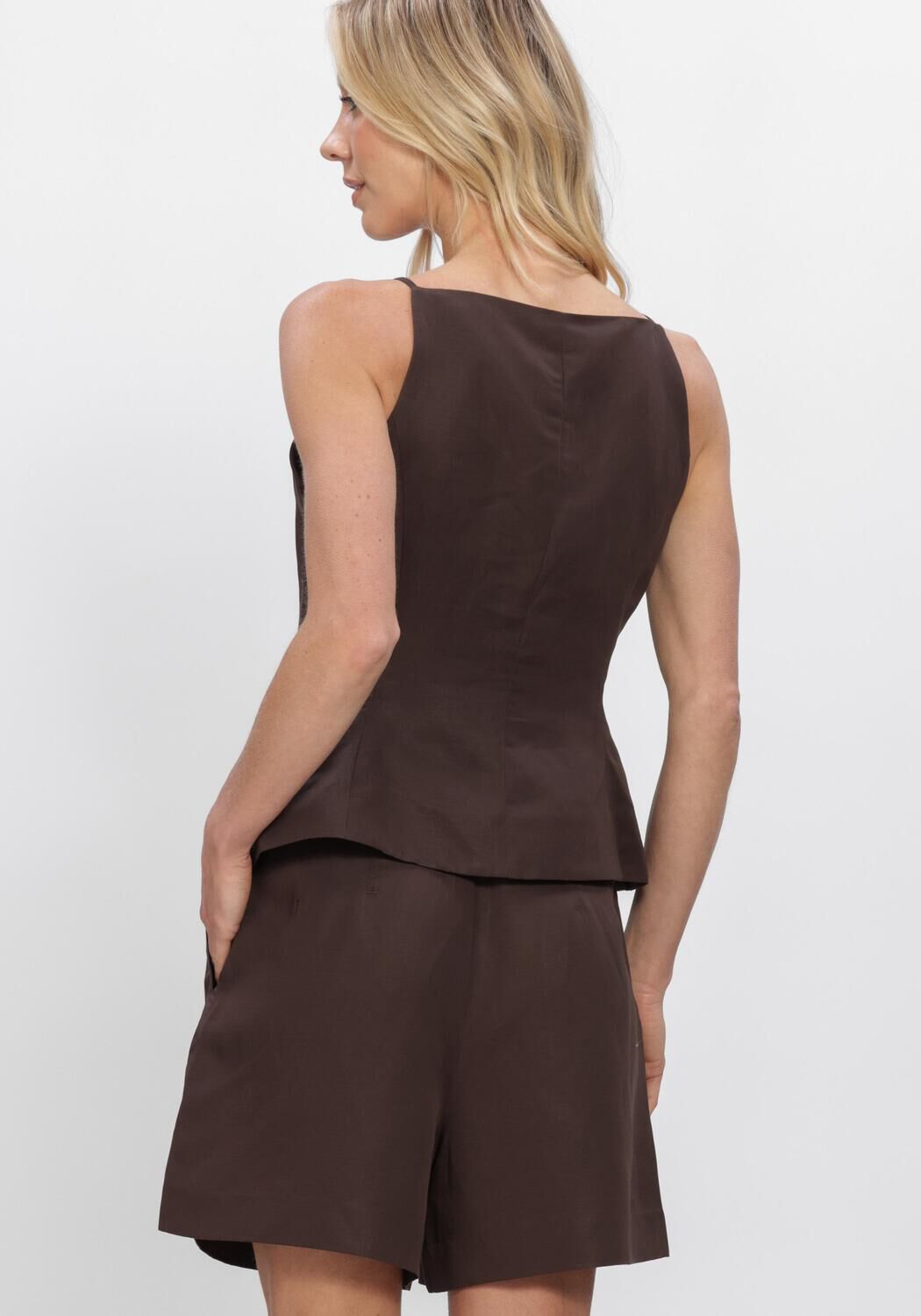 Braune COPENHAGEN MUSE Tops & T-shirts CMCOLLEEN-WAISTCOAT - large
