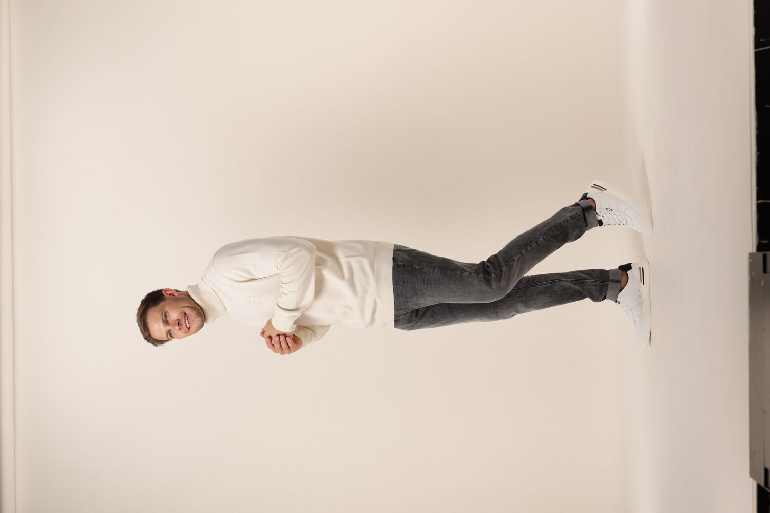 Wei&szlig;e BOSS Sneaker Low CLINT - large