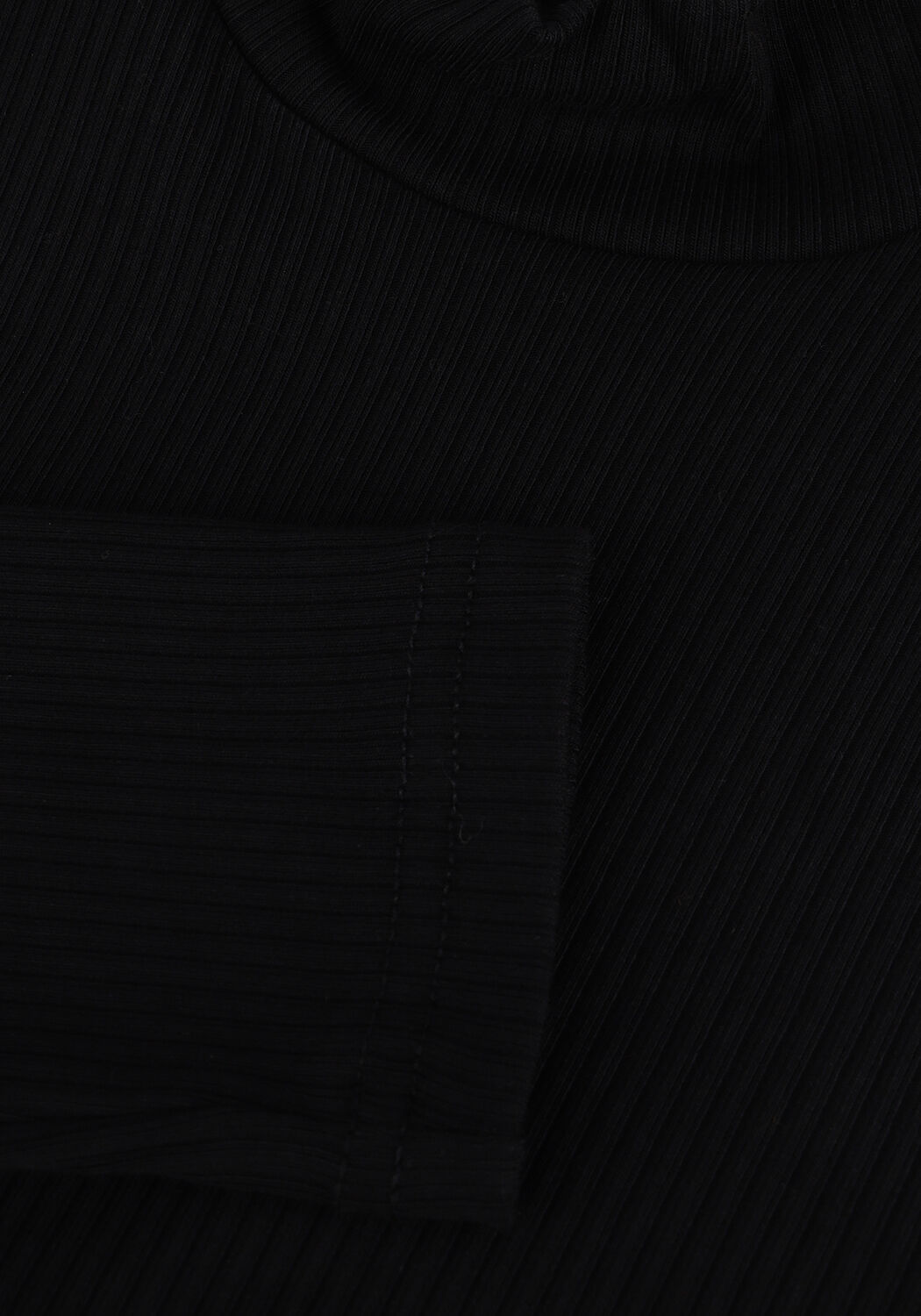 Schwarze MINIMUM Top MOCKI 2.0 9539 - large