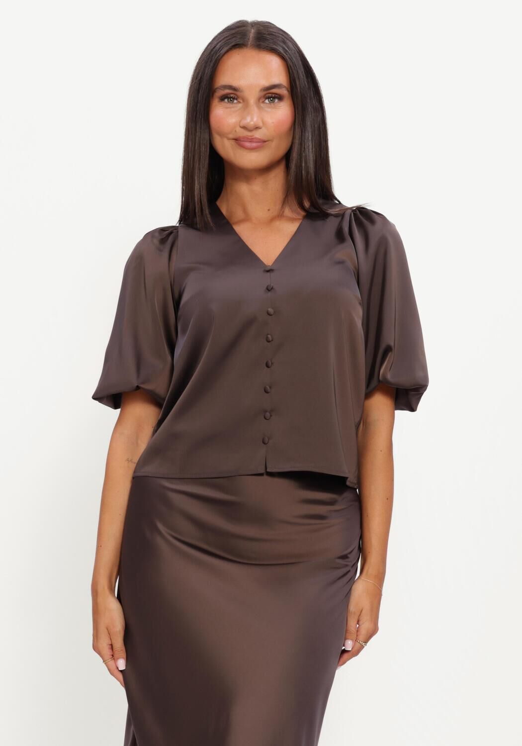 Braune Y.A.S. Blusen YASPELLA 2/4 V-NECK TOP - large