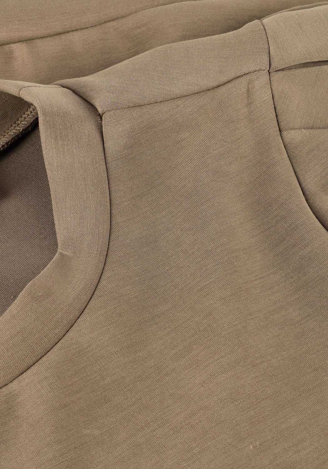 Gr&uuml;ne NOTRE-V Top NV-FRIGIE - large