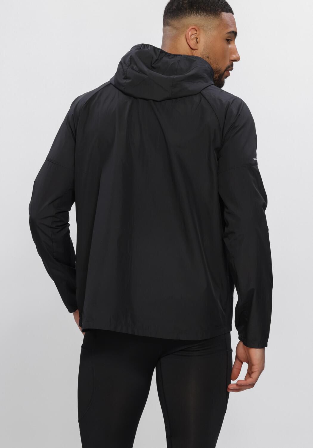 Schwarze NIKE T-shirt NIKE MILLER - large