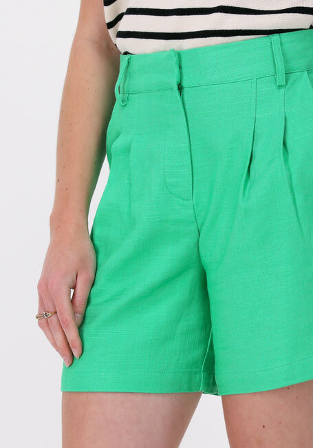 Grüne Y.A.S. Hosen YASISMA HW SHORTS S. - large