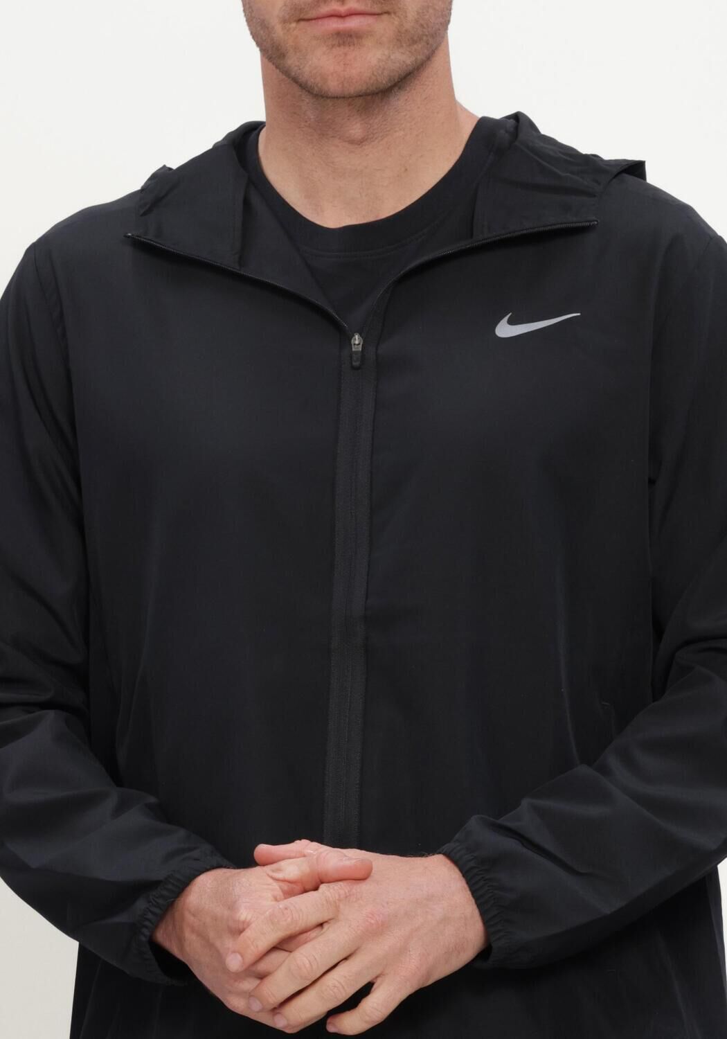 Schwarze NIKE Jack NIKE FORM - large