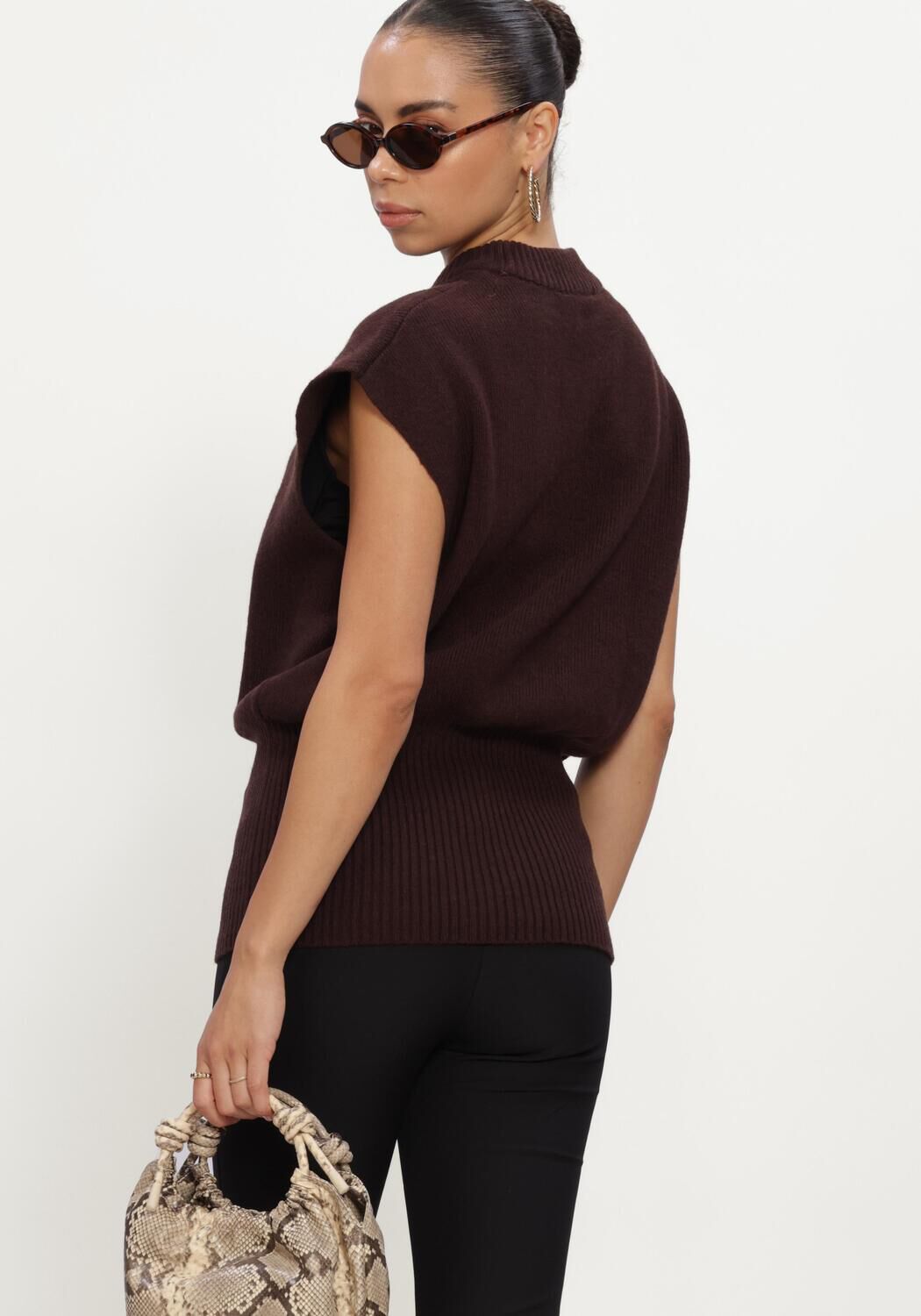 Braune Y.A.S. Spencer YASESLI SL WOOL BLEND KNIT VEST - large