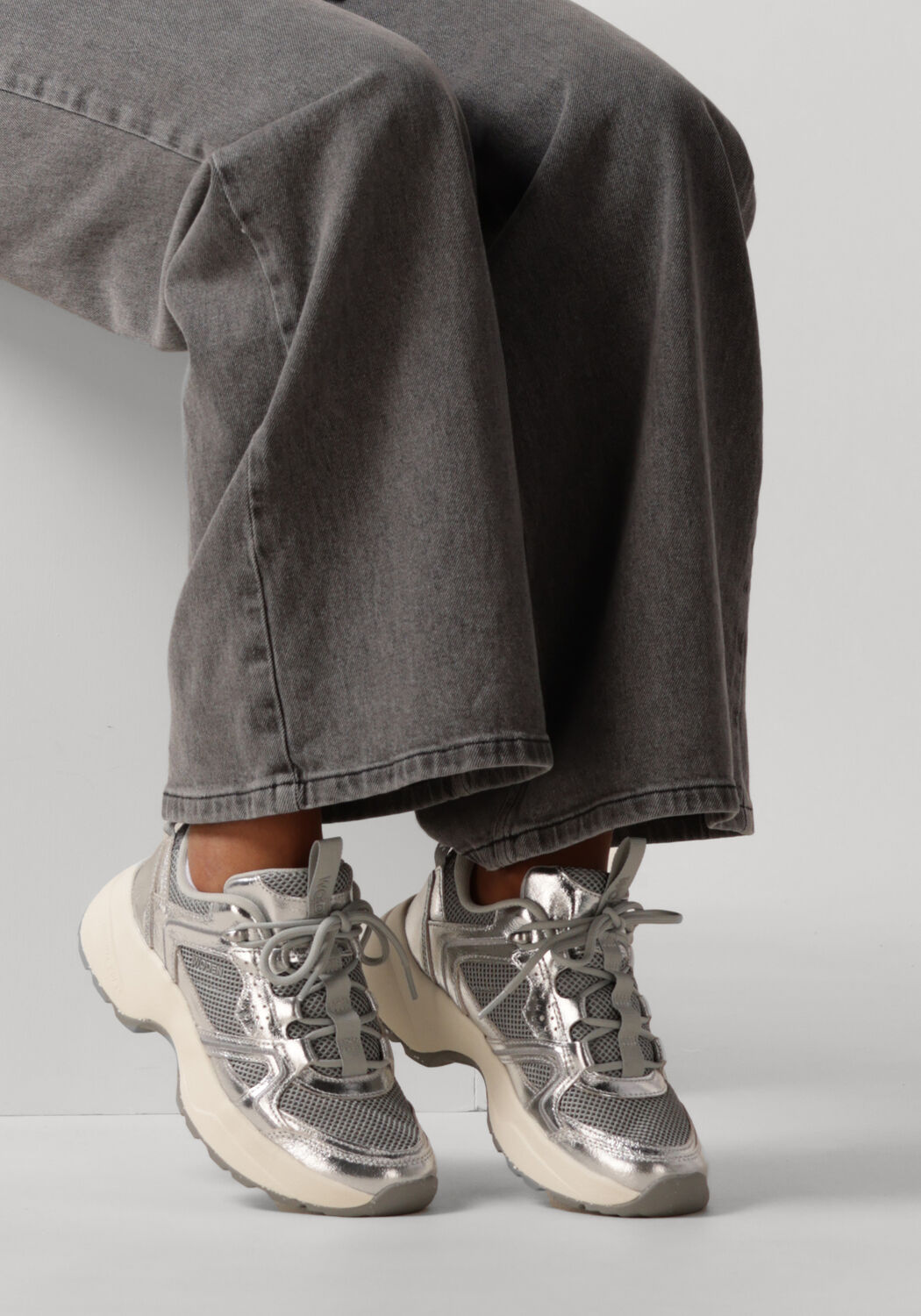 Graue WODEN Sneaker Low SIF METALLIC - large