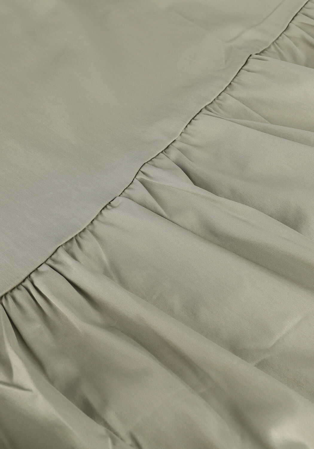 Gr&uuml;ne LEVETE ROOM Midikleid ISLA SOLID 52 DRESS - large