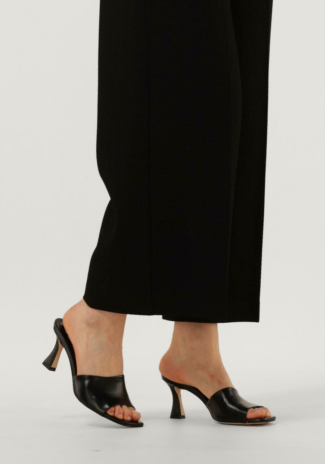 Schwarze NOTRE-V Mules 7731 - large