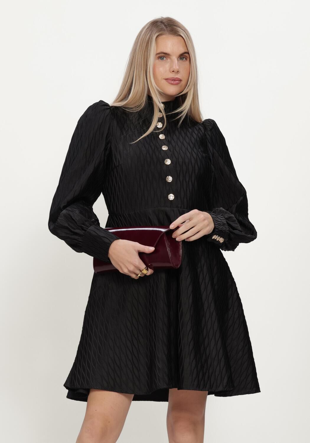 Schwarze Y.A.S. Minikleid YASRIPPLE LS DRESS