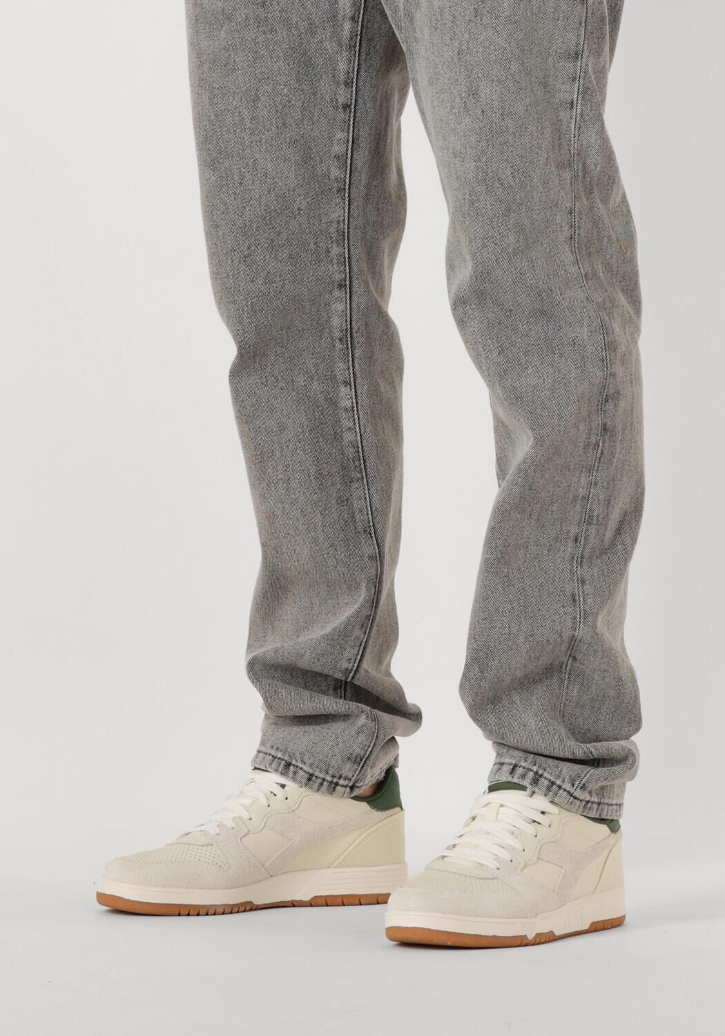 Wei&szlig;e DIADORA Sneaker Low DEUCE M2 HAIRY - large