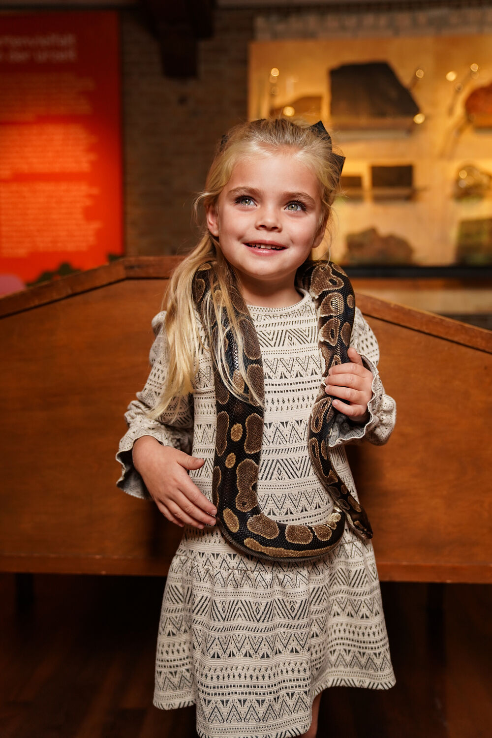 Nicht-gerade weiss KOKO NOKO Minikleid O56943 - large