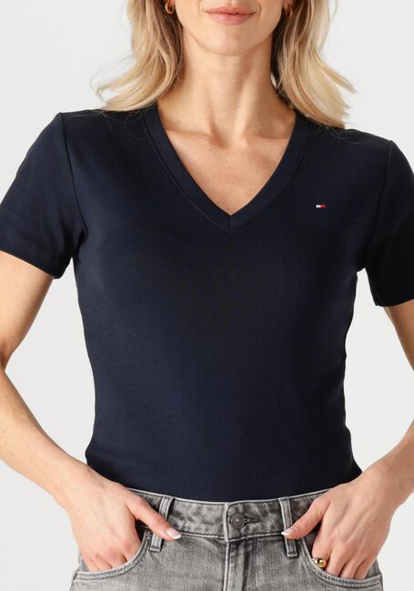 Dunkelblau TOMMY HILFIGER T-shirt NEW SLIM CODY V-NK SS - large