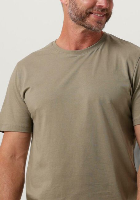 Grüne SELECTED HOMME T-shirt SLHASPEN SS O-NECK TEE - large