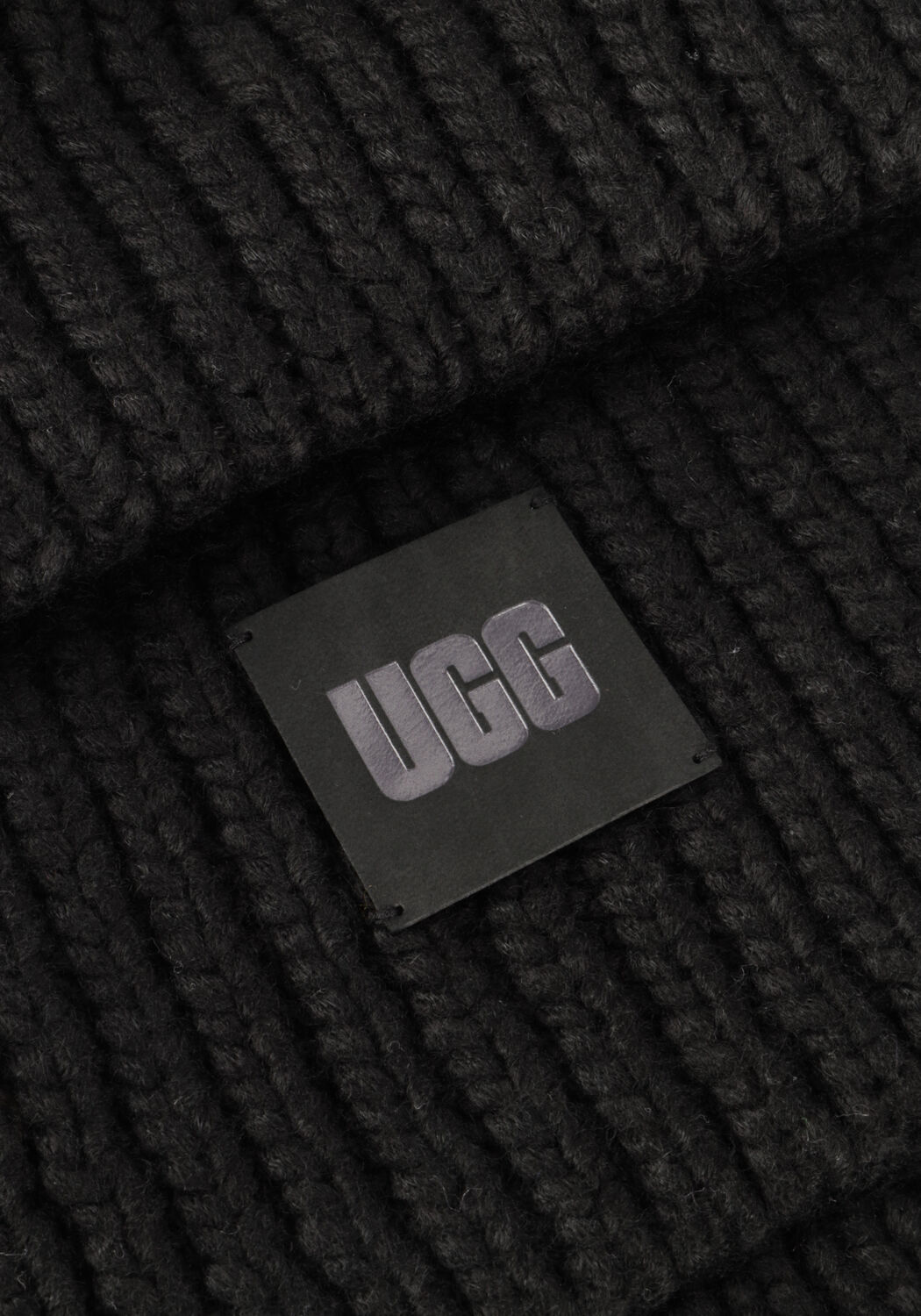 Schwarze UGG M&uuml;tze CHUNKY RIB BEANIE KNIT POM SET - large