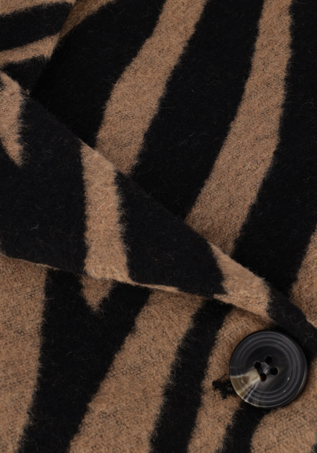 Mehrfarbige/Bunte Y.A.S. Gilet YASZELLA LONG WAISTCOAT - large