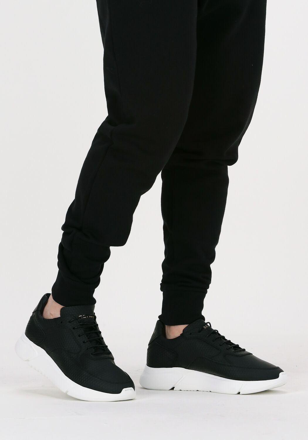 Schwarze REHAB Sneaker Low HEDLEY TRIANGLE - large