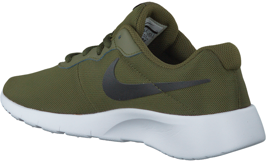 nike tanjun youth sneaker