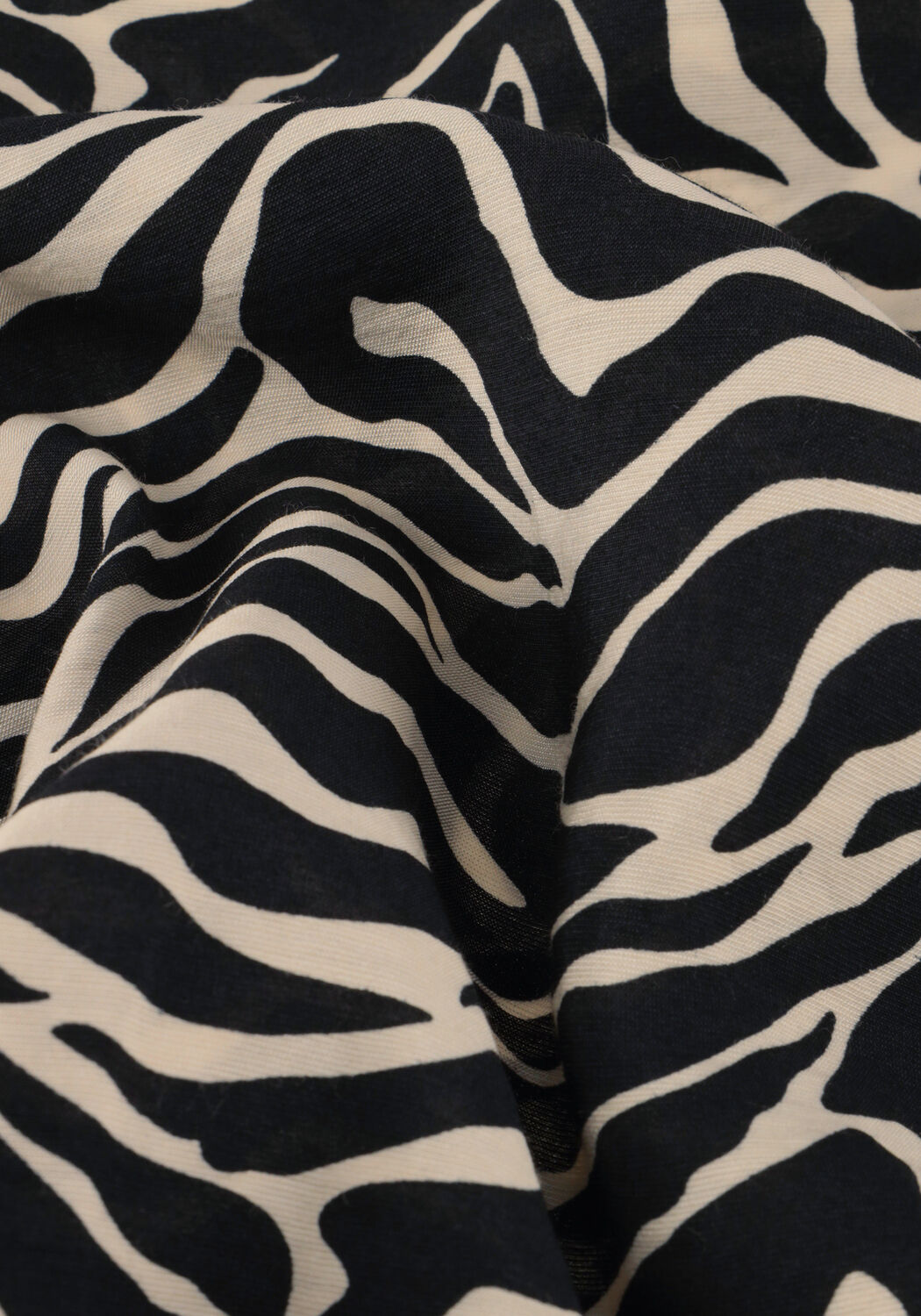 Schwarze OBJECT Blusen OBJLEONORA L/S V-NECK TOP - large