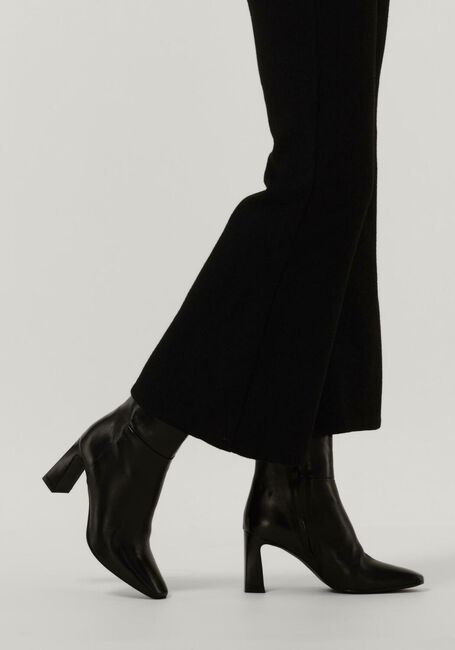 Schwarze NOTRE-V Stiefeletten 50225 - large