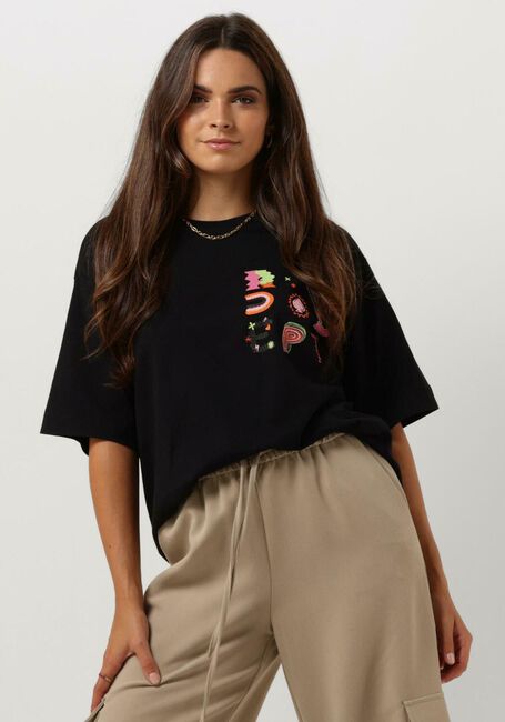 Schwarze REFINED DEPARTMENT T-shirt BRUNA - large
