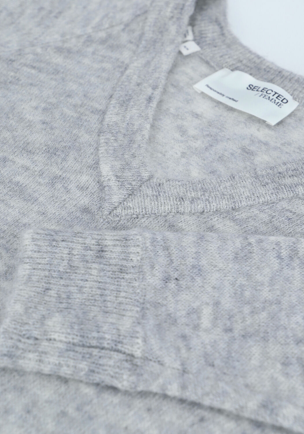 Hellgrau SELECTED WOMEN Pullover LULU LS KNIT V-NECK B - large