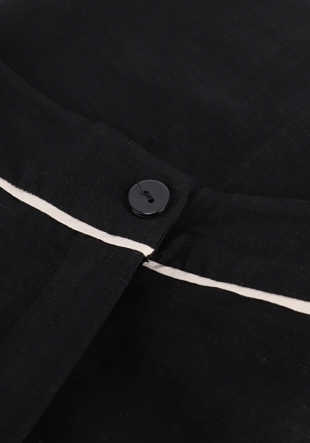 Schwarze ACCESS Hosen LINEN HIGH-WAISTED SHORTS - large