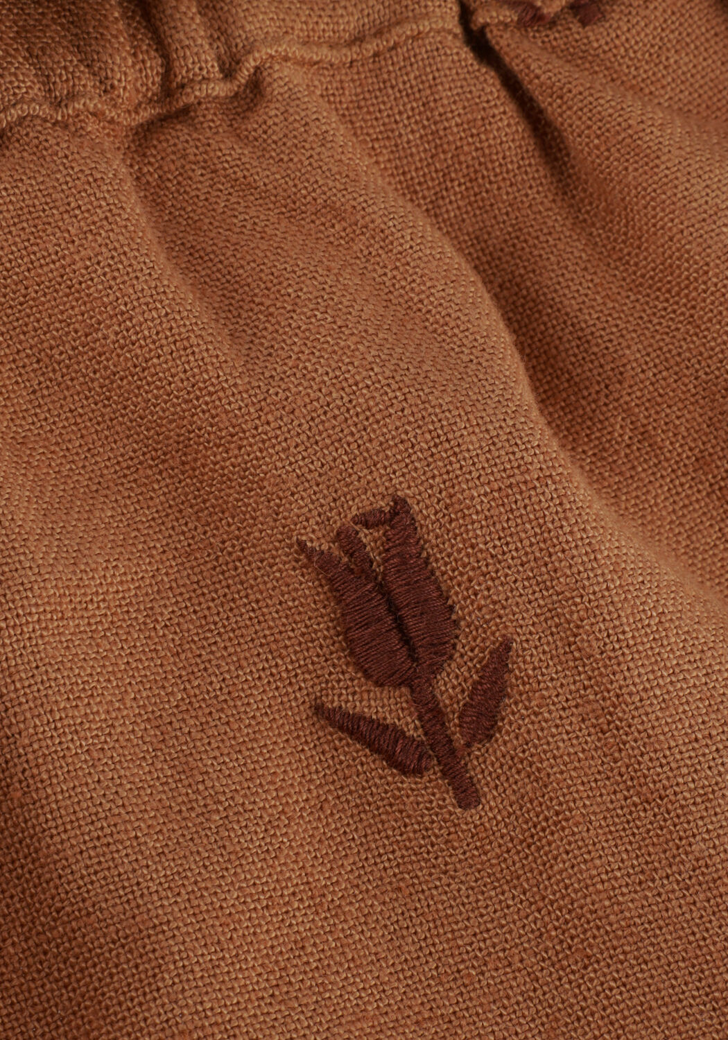 Camelfarbene BAJE STUDIO Kurze Hose SHORT - large