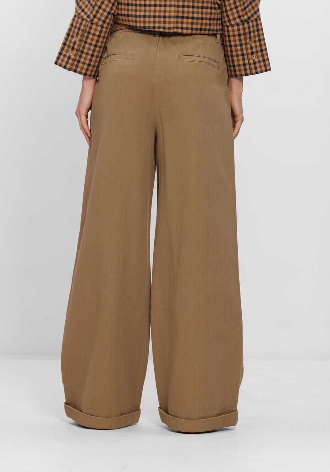 Camelfarbene WITHBLACK Wide jeans WBLSTEFFI HW WIDE PANT - large