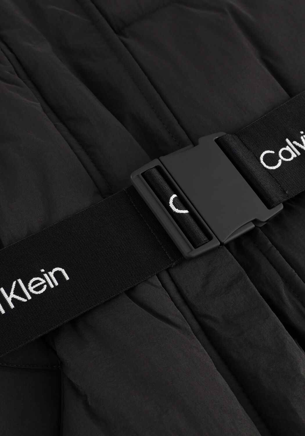 Schwarze CALVIN KLEIN Wattierte Jack BELTED MIDWEIGHT LONG PUFFER - large