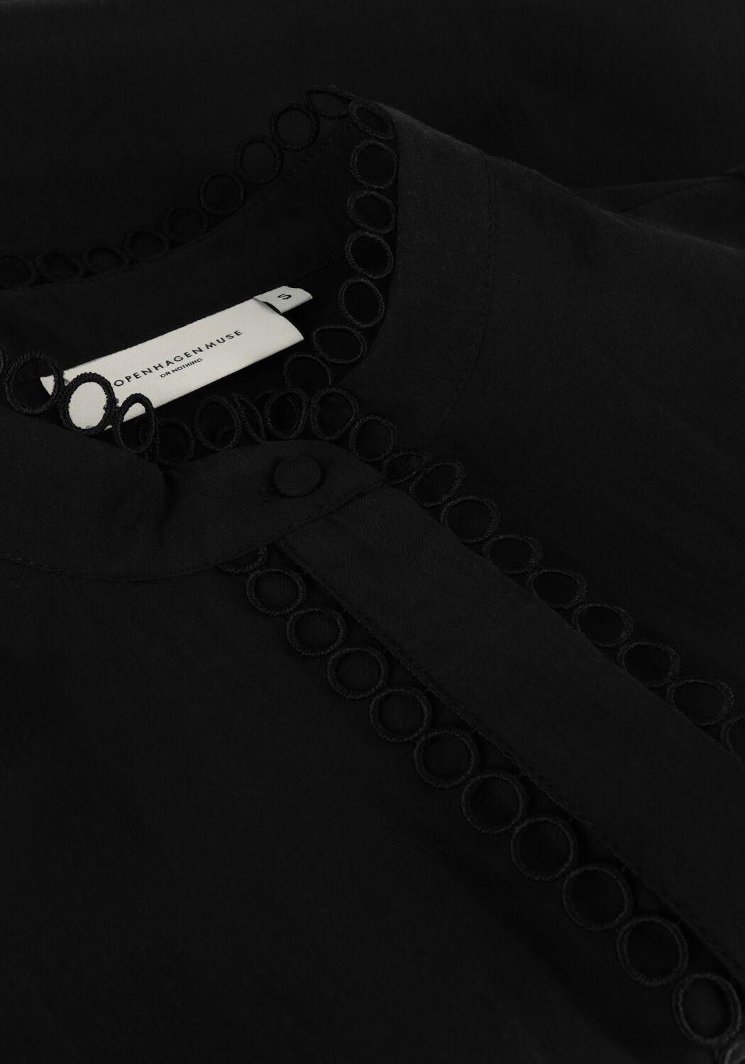 Schwarze COPENHAGEN MUSE Blusen CMMOLLY-SHIRT - large