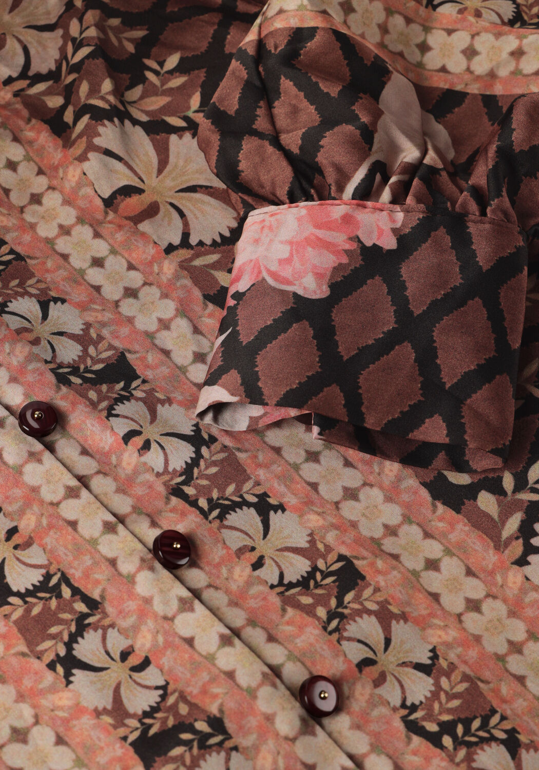 Braune NEO NOIR Blusen MASSIMA BOTANICAL BORDER BLOUSE - large