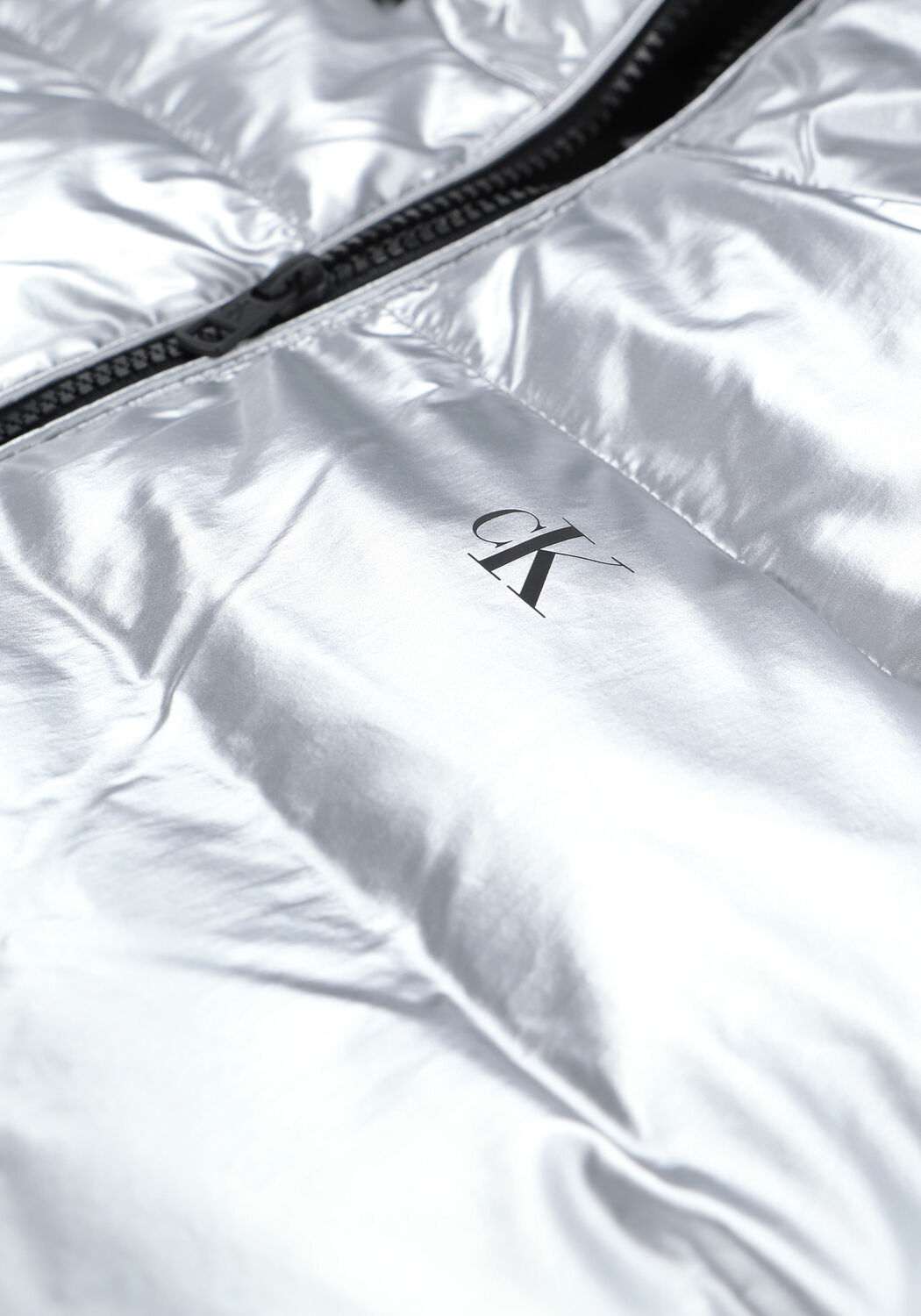 Silberne CALVIN KLEIN Wattierte Jack COCOON OVERSIZED SILVER JACKET - large