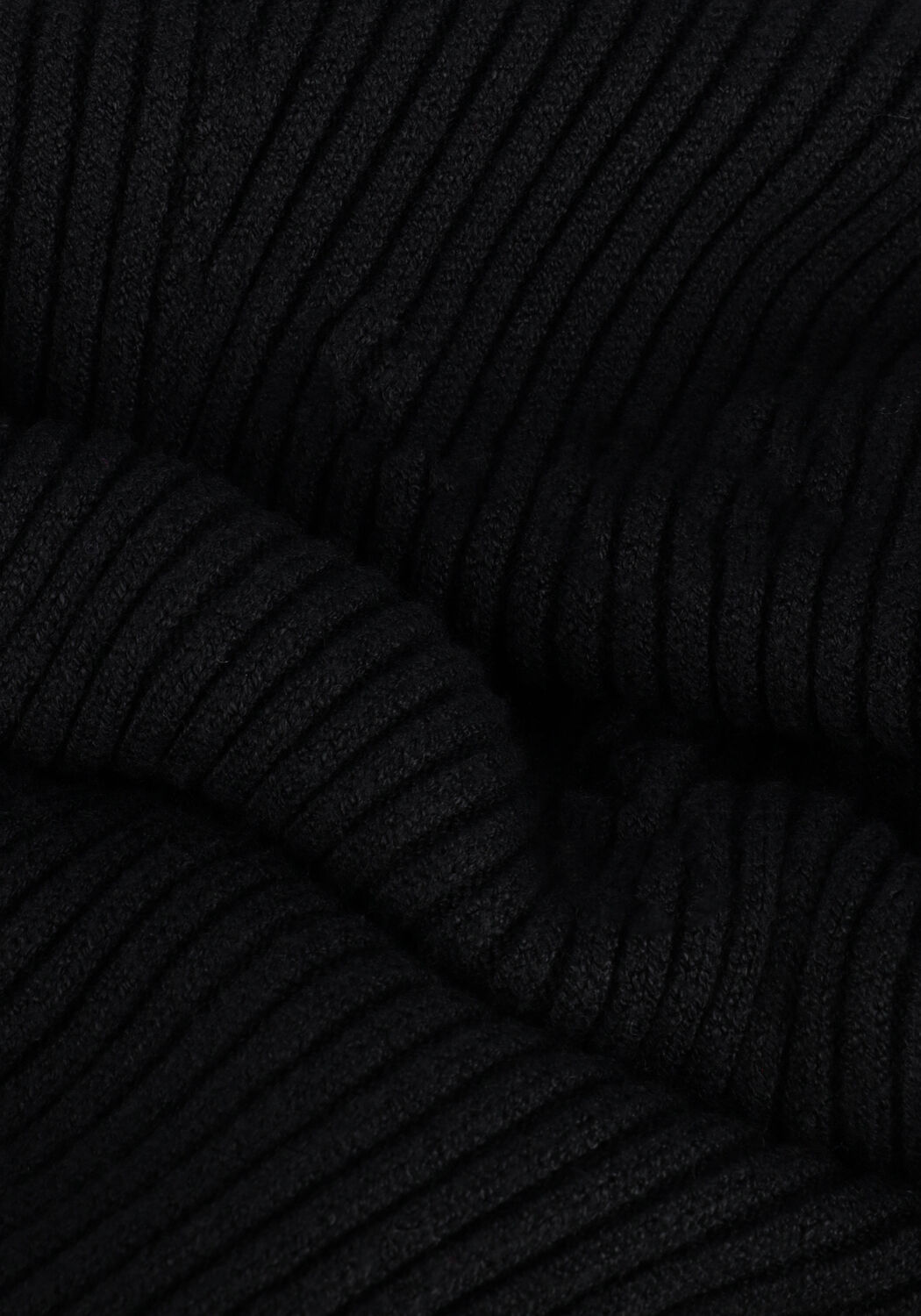 Schwarze IBANA Maxikleid DANTRA - large