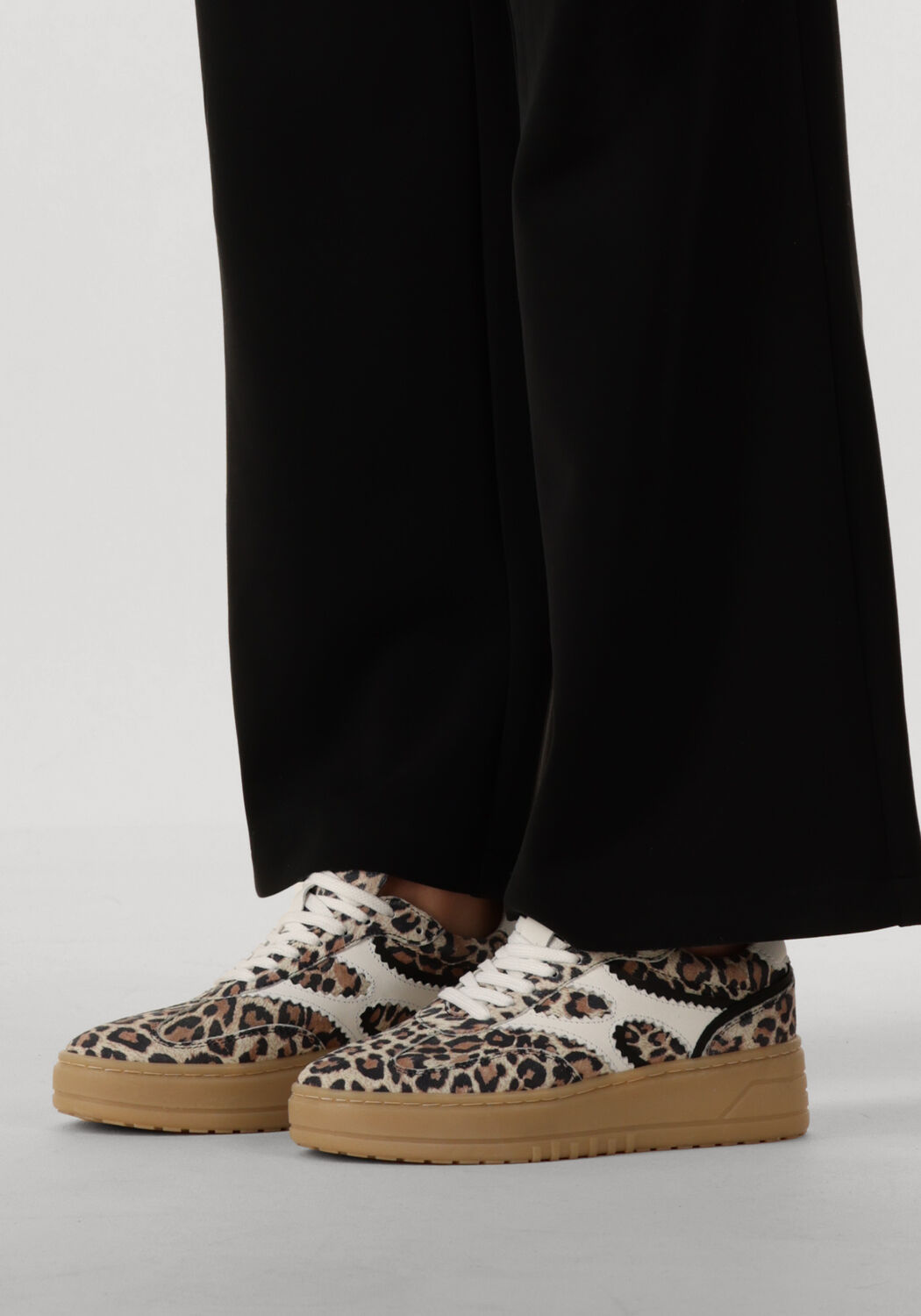 Braune NOTRE-V Sneaker Low ANEMONE-63 - large