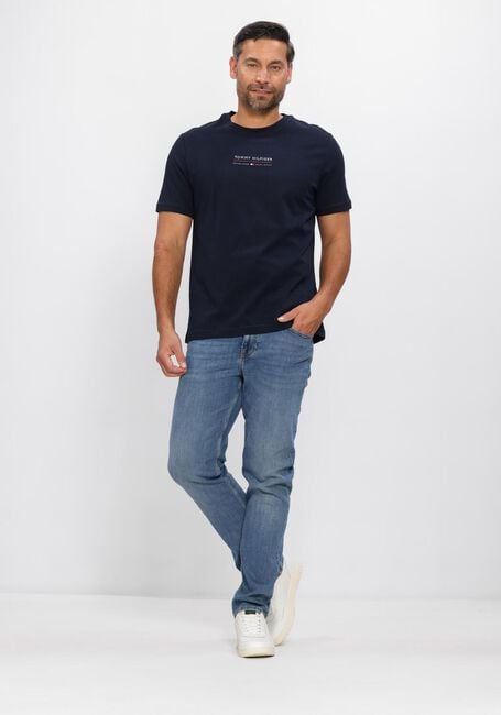 Dunkelblau TOMMY HILFIGER T-shirt BRAND LOVE LOCKUP TEE - large