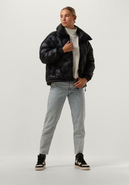 Schwarze GUESS Wattierte Jack PERLA EMBELLISHED PUFFA - large