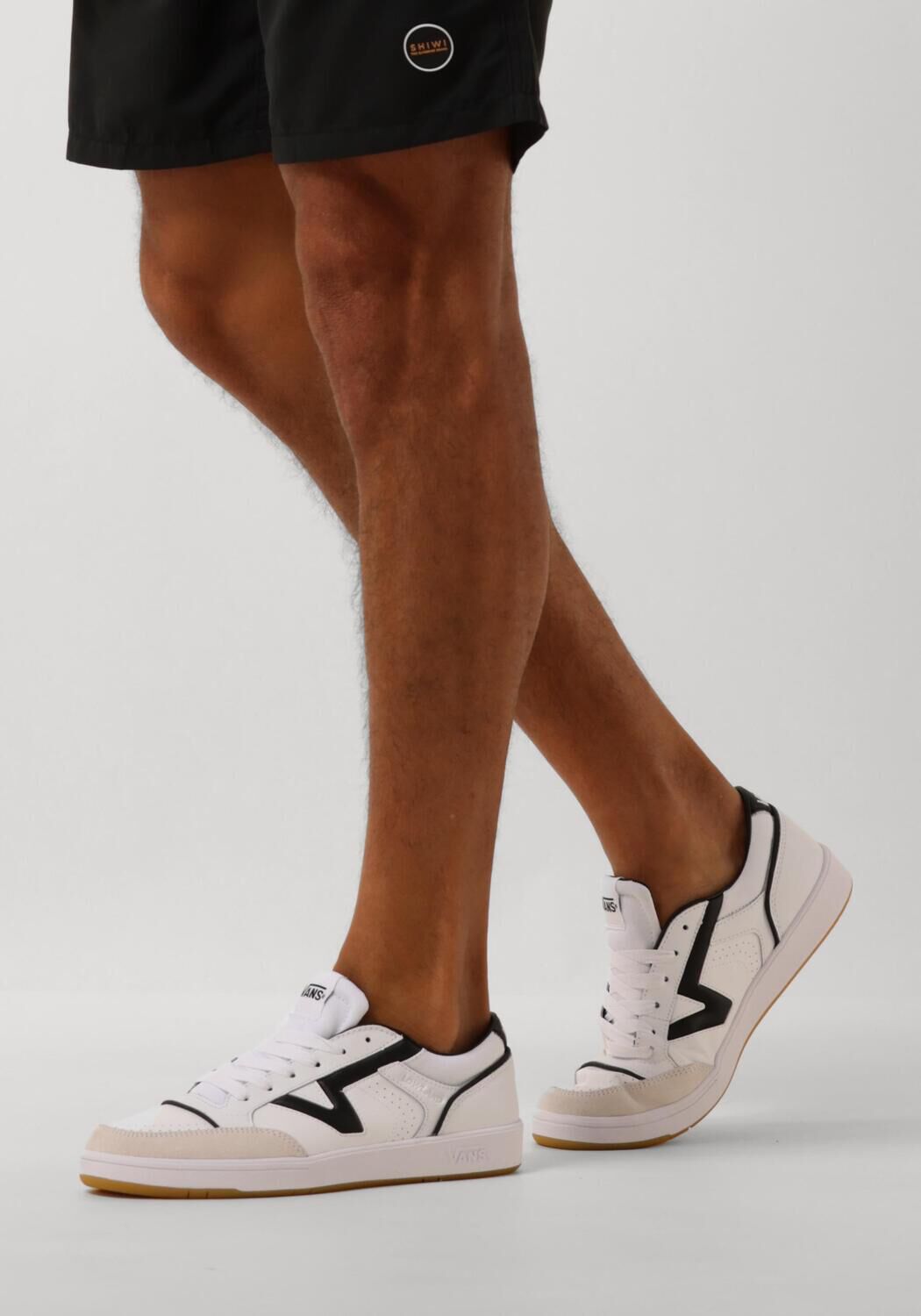 Wei&szlig;e VANS Sneaker Low UA LOWLAND CC - large