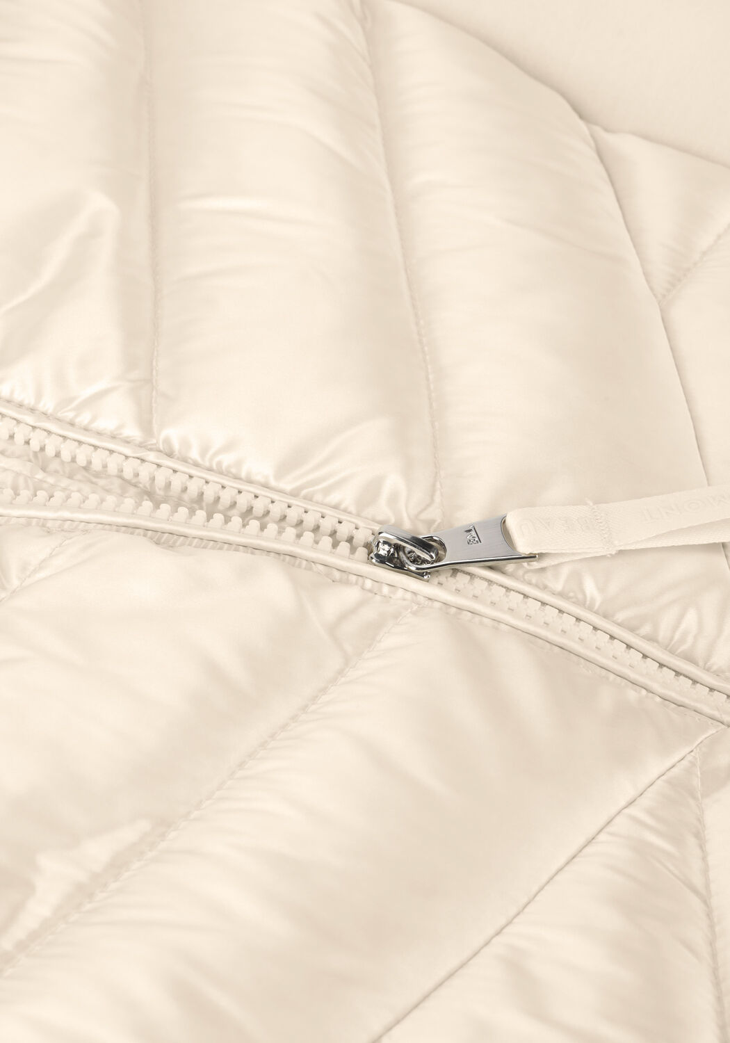 Wei&szlig;e BEAUMONT Jack DEVI - large