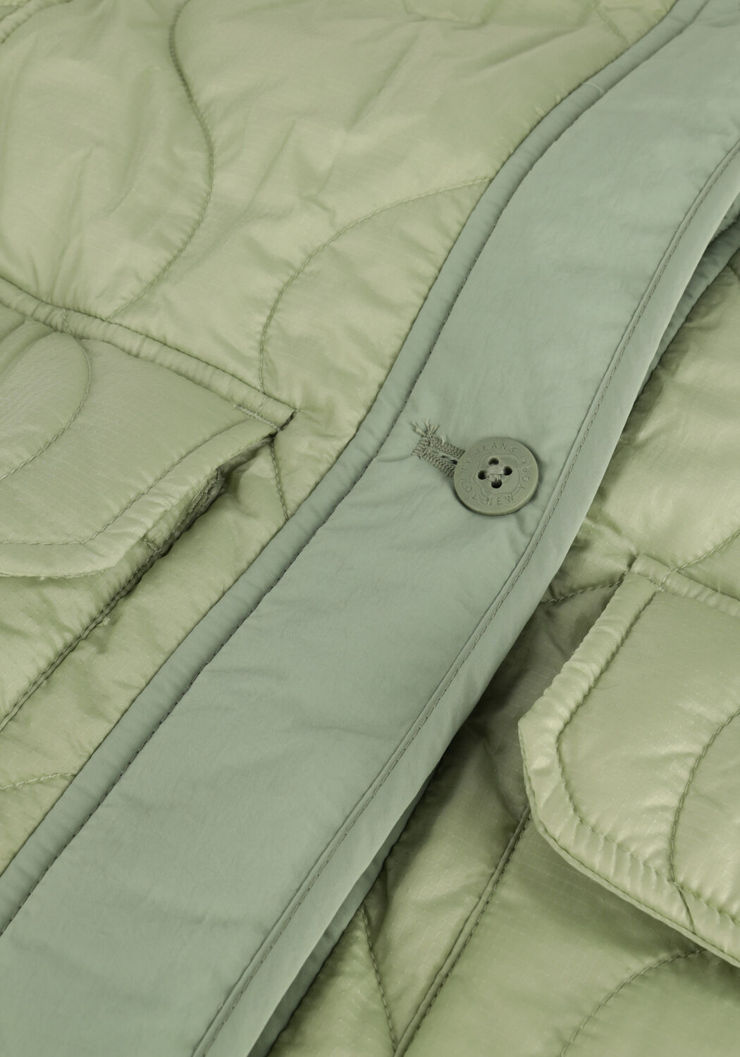 Gr&uuml;ne TOMMY JEANS Wattierte Jack TJW OVERSIZE ONION QUILT JACKET - large