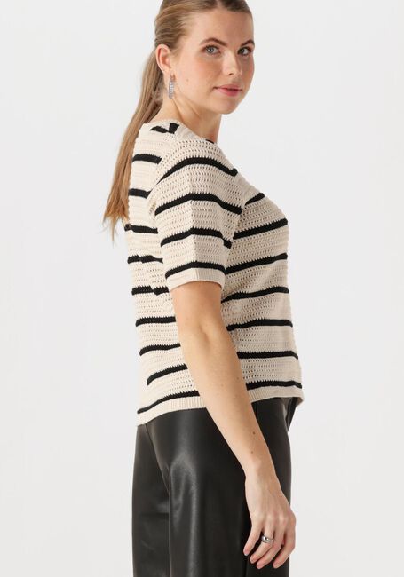 Schwarze SELECTED FEMME T-shirt SLFVINNA SS STRUCTURE KNIT O-NECK - large
