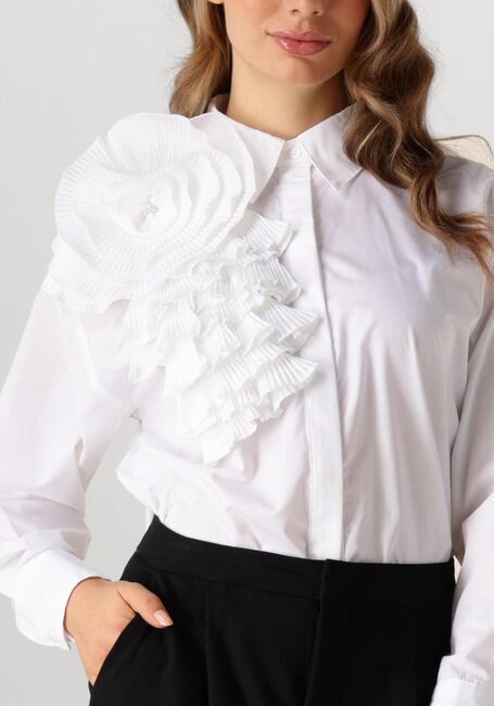 Weiße COPENHAGEN MUSE Blusen CMMPLEAT-FRILL-SHIRT - large