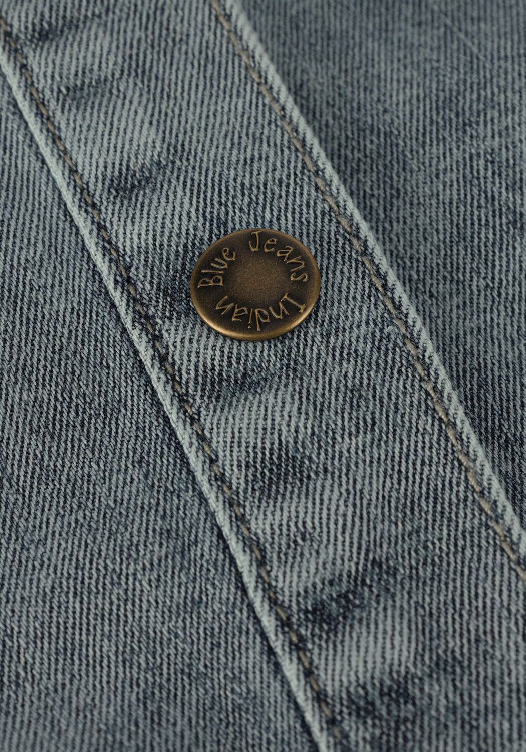 Blaue INDIAN BLUE JEANS Gilet DENIM PRINTED GILET - large